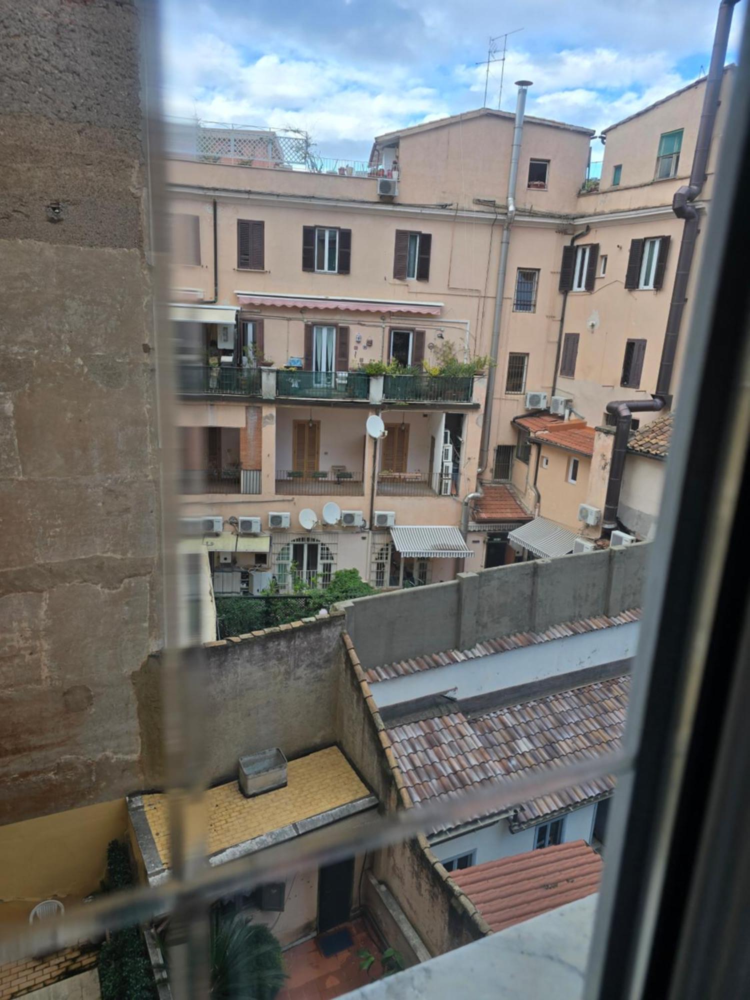 Appartamento Esquilino Di Yan Rome Extérieur photo